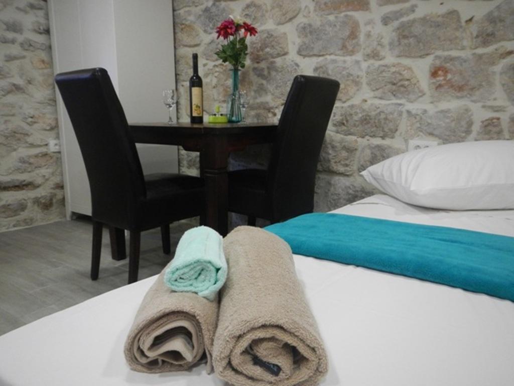 Apartments Valter Tisno Exterior foto
