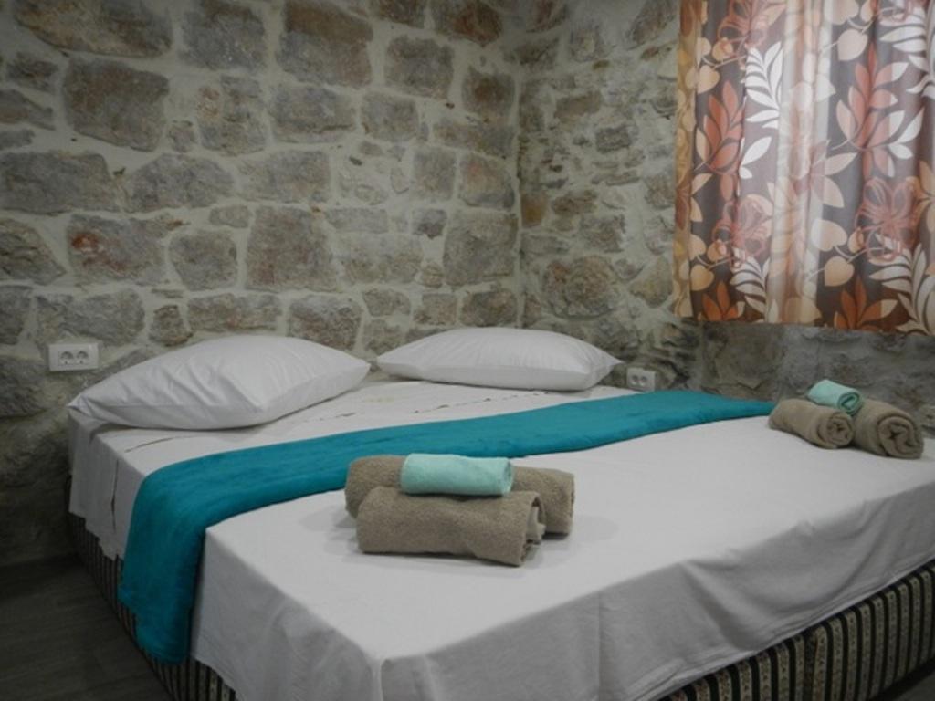 Apartments Valter Tisno Exterior foto